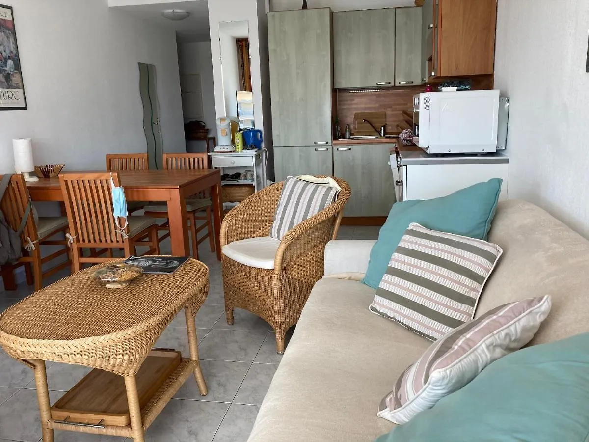 Residence Avec Piscine, Plage A 100 M, Cannes Et Juan Les Pins A 5 Min, Wifi 골페주앙 아파트